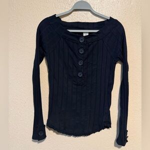 We The Free Top Long Sleeve Size Medium Free People Scoop Neckline